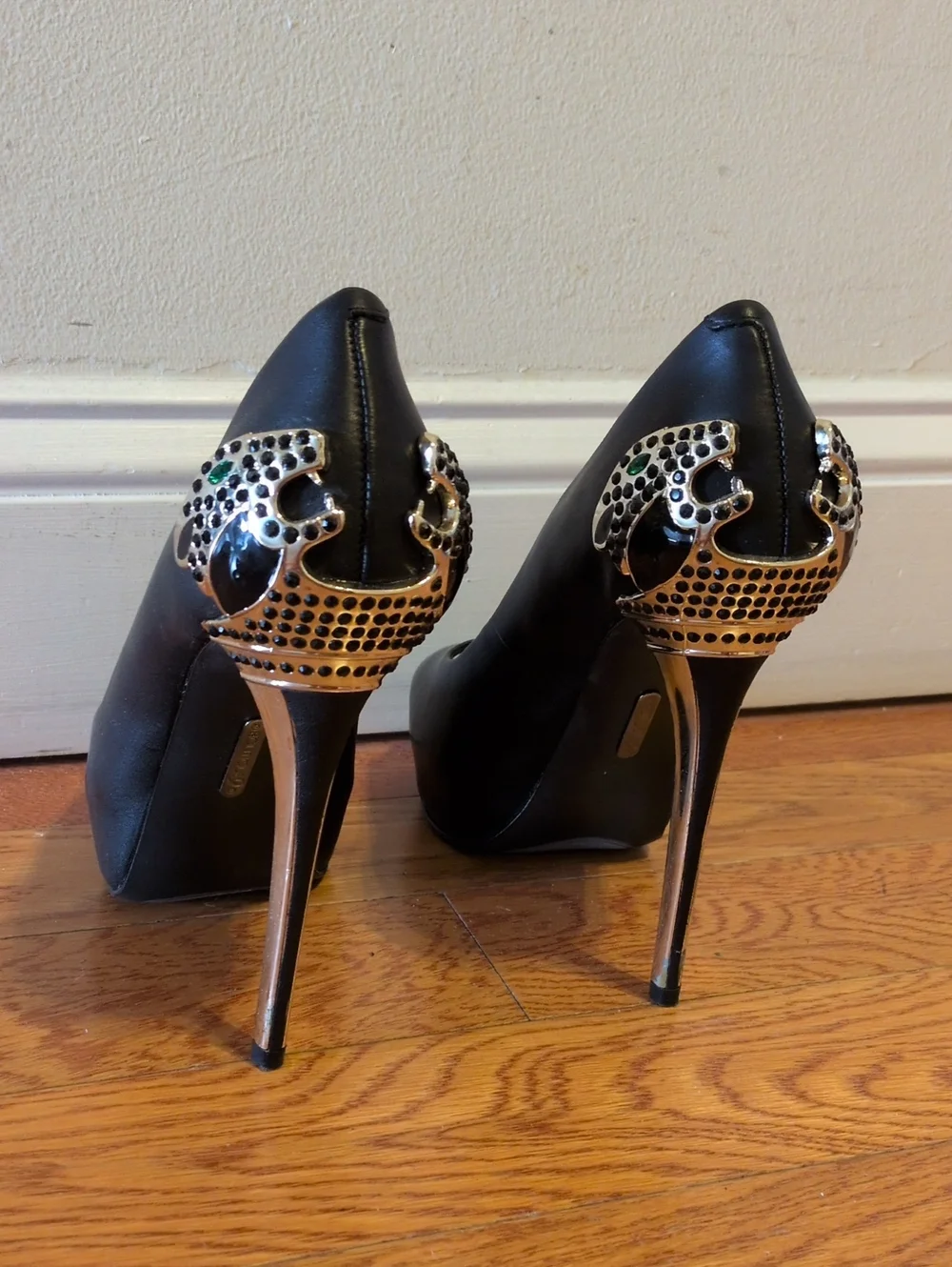 Boutique 9 Chryso Black Embellished Peep Toe Shoes Size 8M